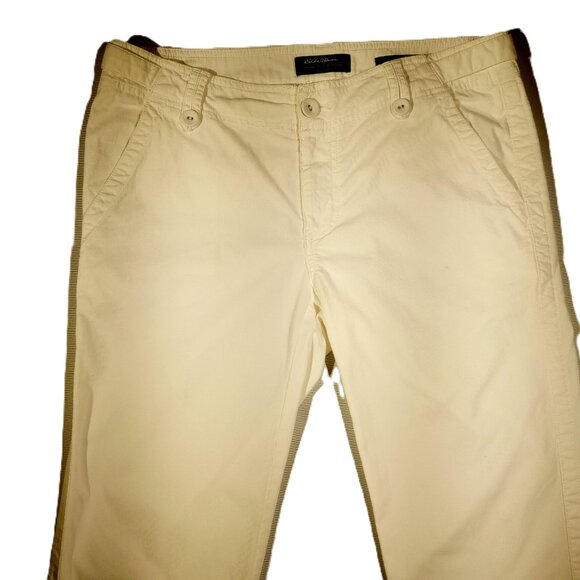 Eddie Bauer SHAW Pants  sz 8  White  Corduroy  Capris  Button detail Pockets GUC - Picture 4 of 12